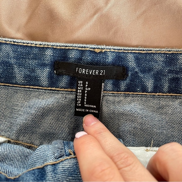 Jean Skirt - Picture 6 of 6